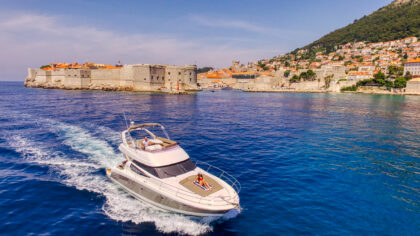 Prestige 440